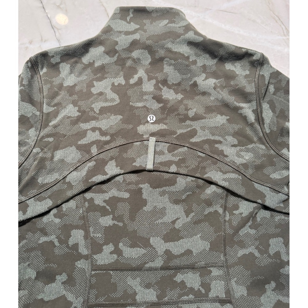 Lululemon Define Jacket Heritage Camo Olive Green Twill Women's 12 #109 - Picture 15 of 16